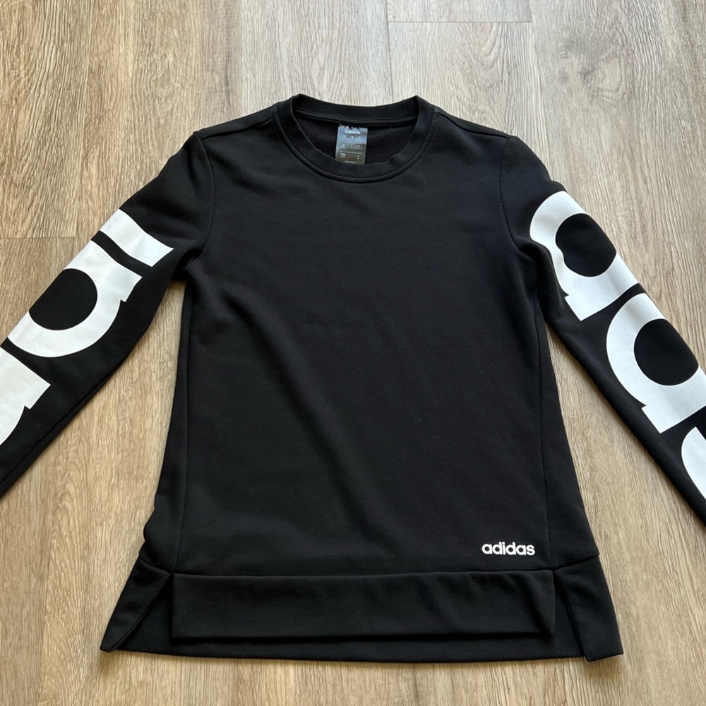 Adidas Black fitted long sleeve sweat shirt Size XS.